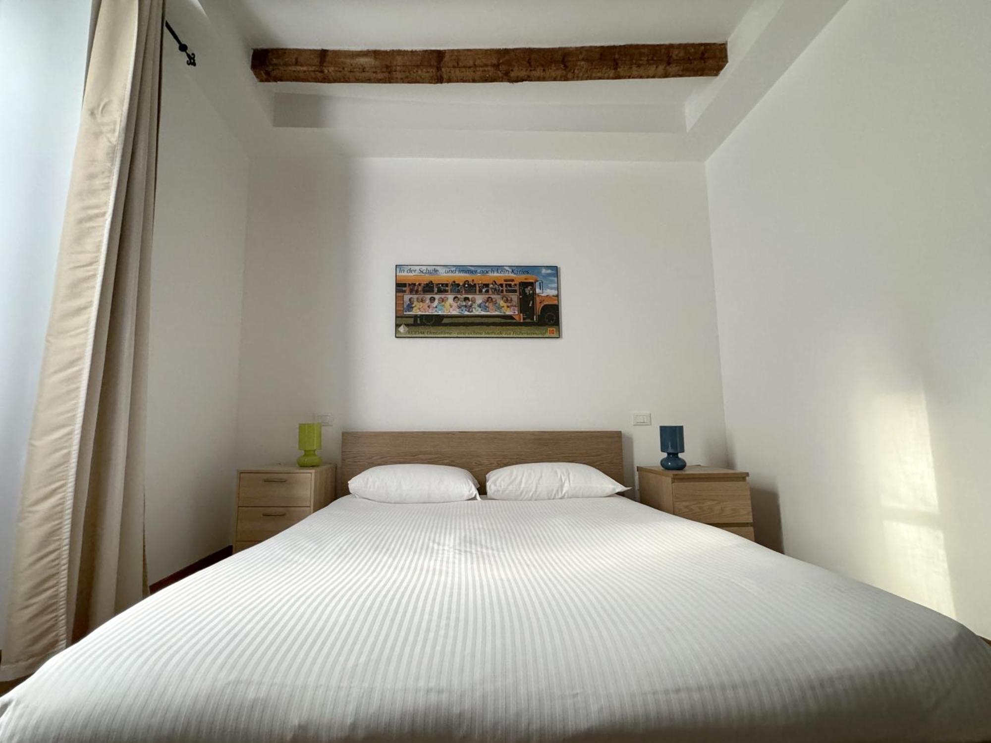 Joivy Cosy Ticinese Retreat 1-bed Flat Near The Duomo * Milaan